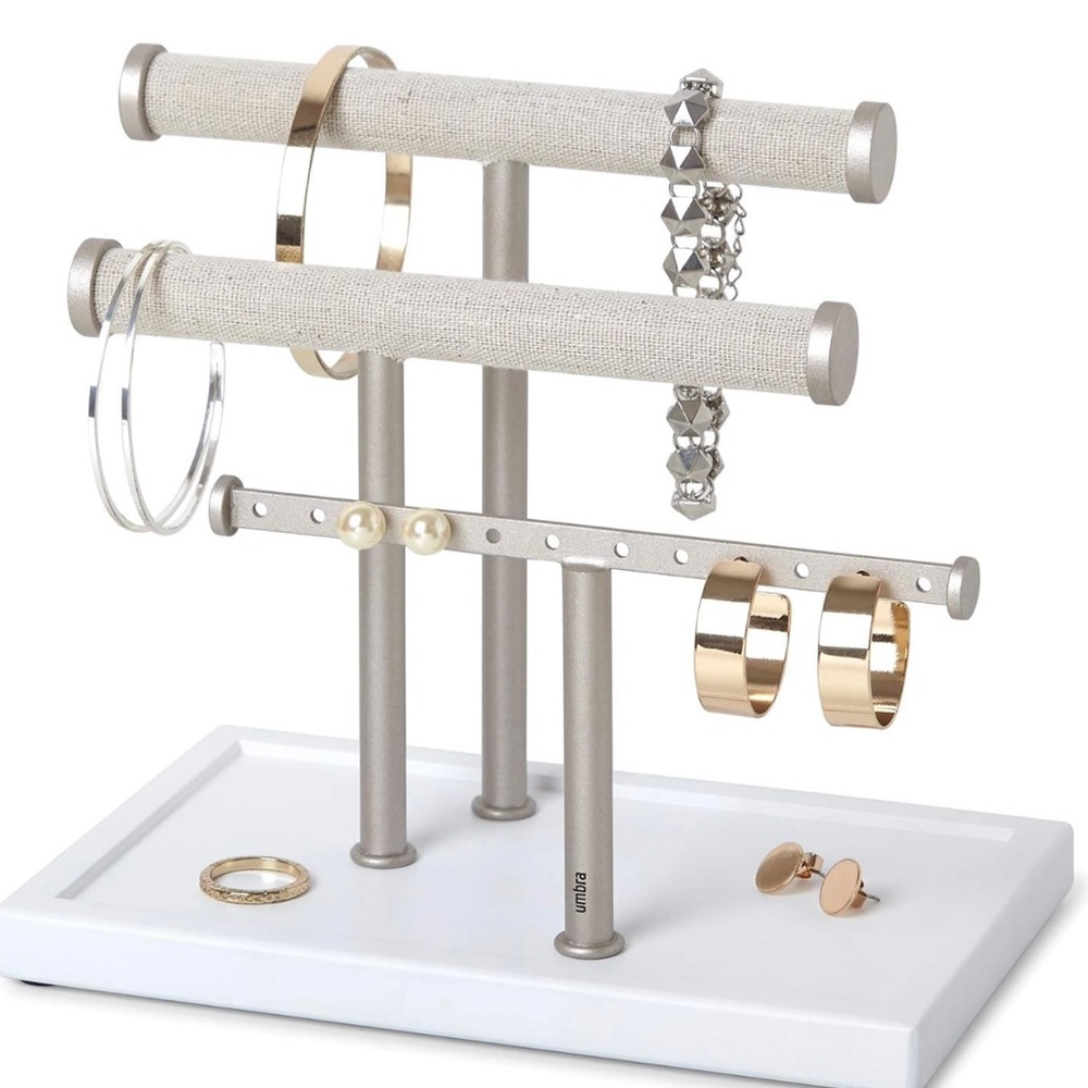 *Brand new in box* Umbra Trigem 3-tiered Jewelry Stand
